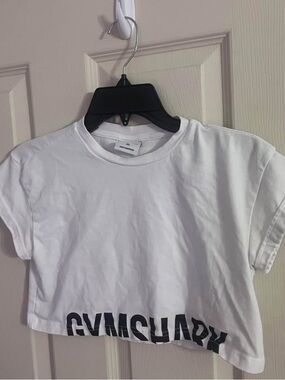 Gymshark White Cropped Logo Tee